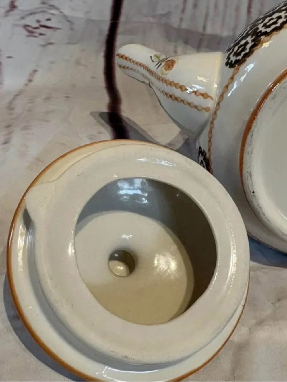 Temp-tations by Tara , Ceramic Teapot with Autumn Leaf & Acorn Motif - Brown